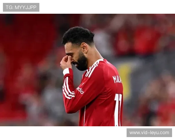 卡拉格指出利物浦防线危机，呼吁冬窗引进中卫