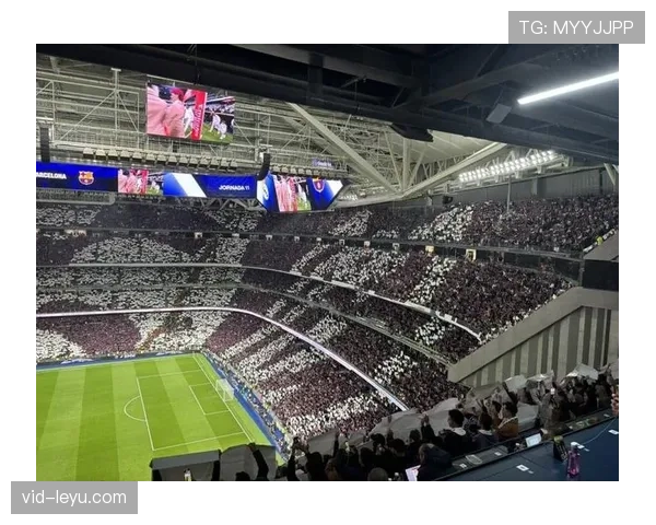 马赛球迷会获准组织大型tifo，迎接对阵巴黎的国家德比